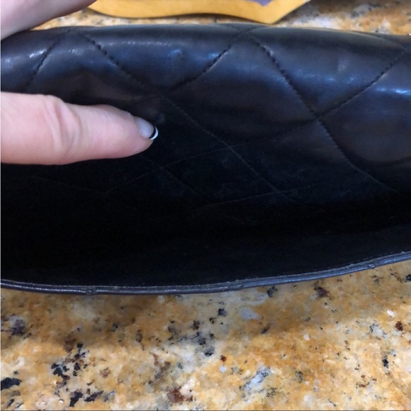 Vintage CHANEL V Flap with Big Gold CC Mark Plate - Picture 6 of 11